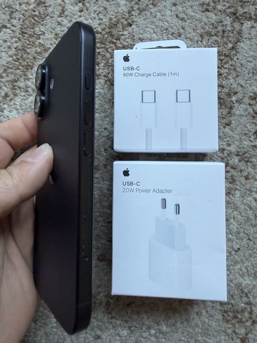 iPhone 16 Black impecabil - pret fix