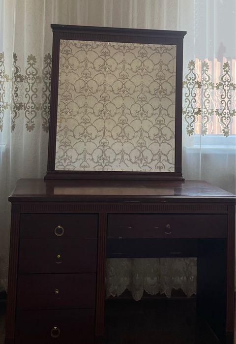 Шкаф, (камок в подарок)