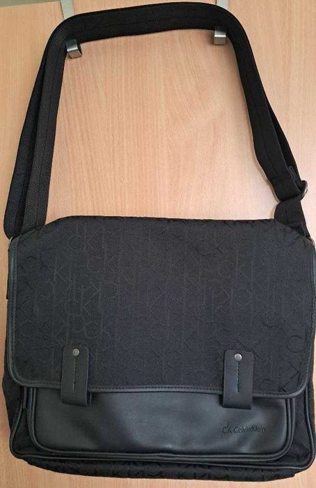 Geantă laptop Calvin Klein, nouă