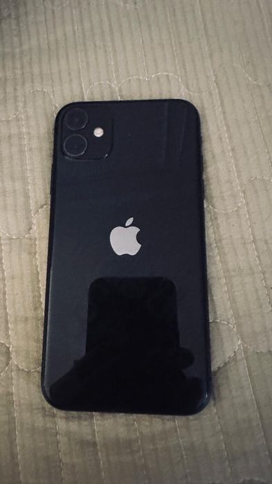 Айфон11 64гб все есть
