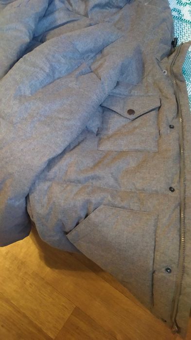Продам куртку зимнюю большого размера с капюшоном