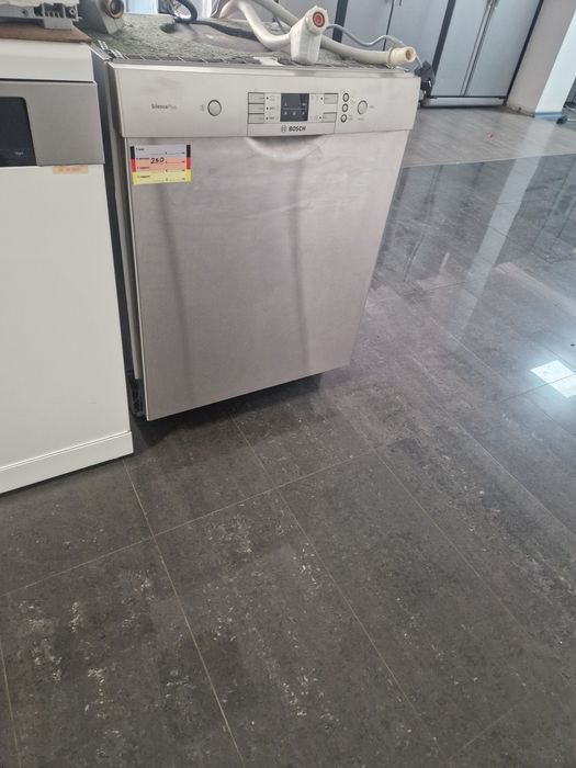 Съдамиялна Bosch SuperSilence 14 комплетка А+++