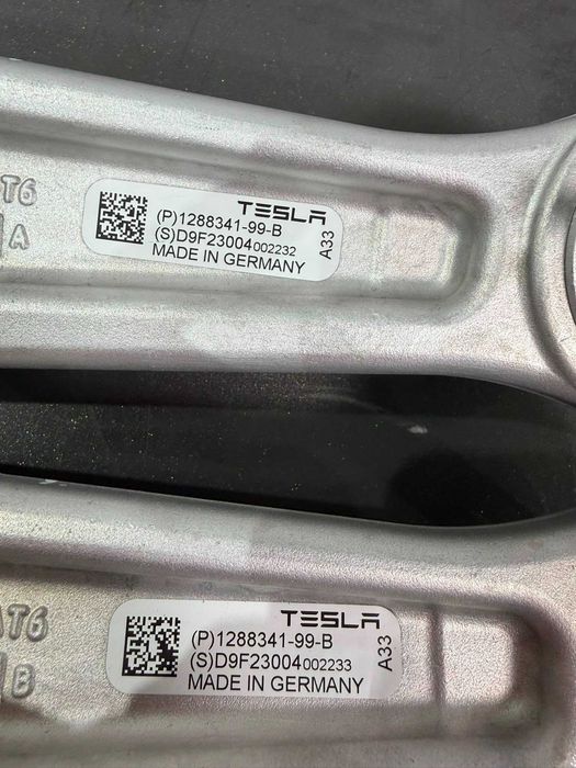 Set brate fata NOI Tesla Model Y (5YJY) / Tesla Model 3 (5YJ3)
