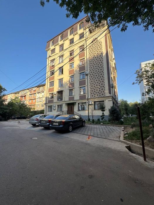 Продается 2-комнатная квартира, массив Хумаюн