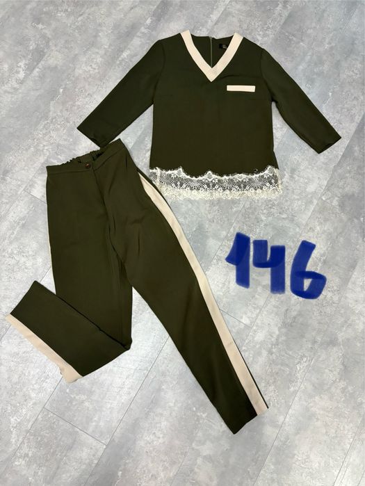 Костюмы и джинсы девочковые