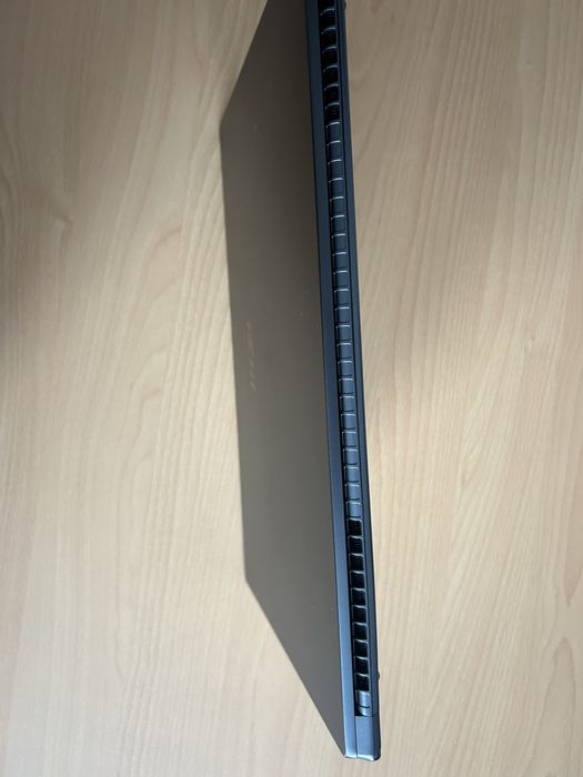 Геймърски лаптоп MSI-MS-1551