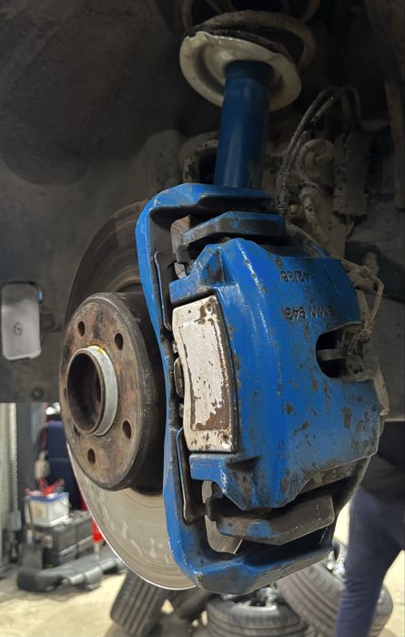 Предни апарати и дискове от бмв Е60 535d / 550і