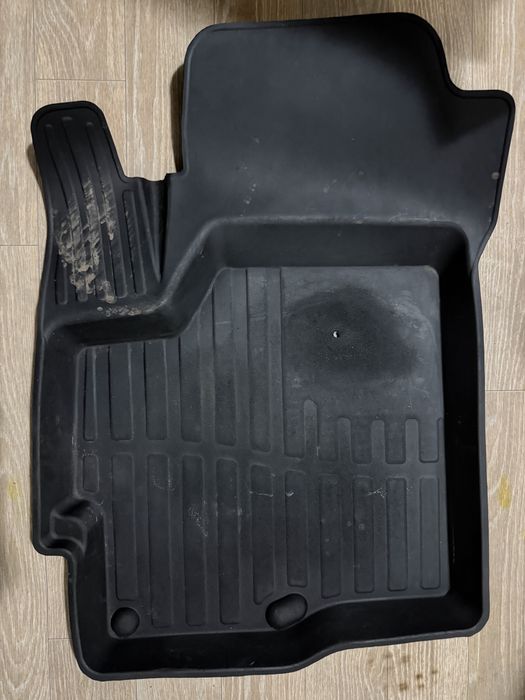 Коврики для Mitsubishi Outlander