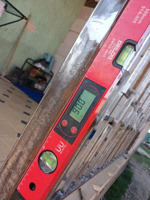 качелья садовая .