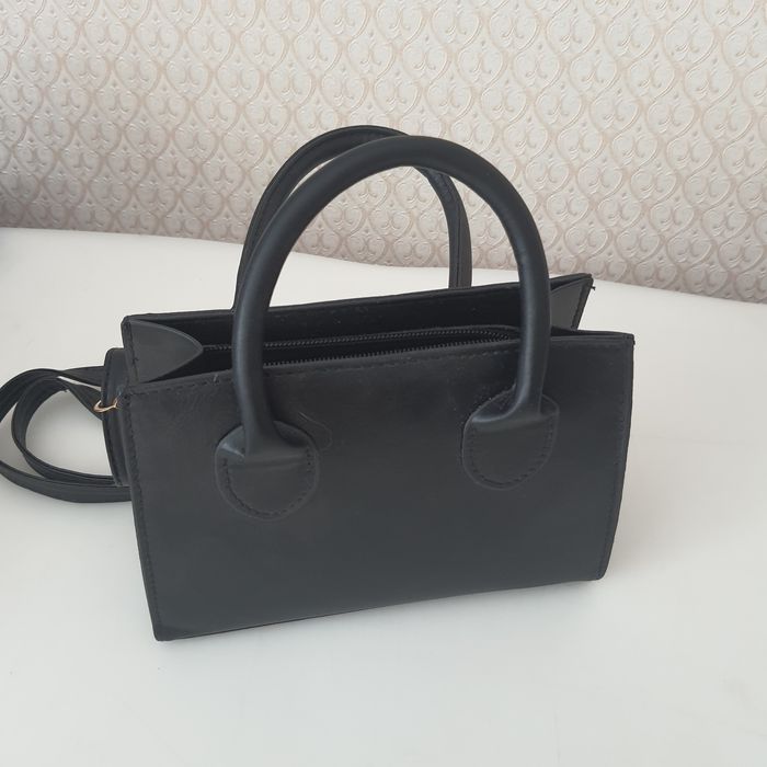 Отдам сумки, шоперы, клатч