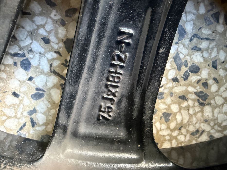 Оригинални 18’ Джанти с гуми за w206,w213,w205, x205