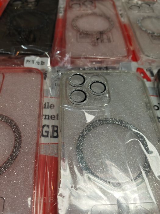 Iphone 16,16+,16 Pro,16 Pro Max блестящ Magsafe със защита на камерите