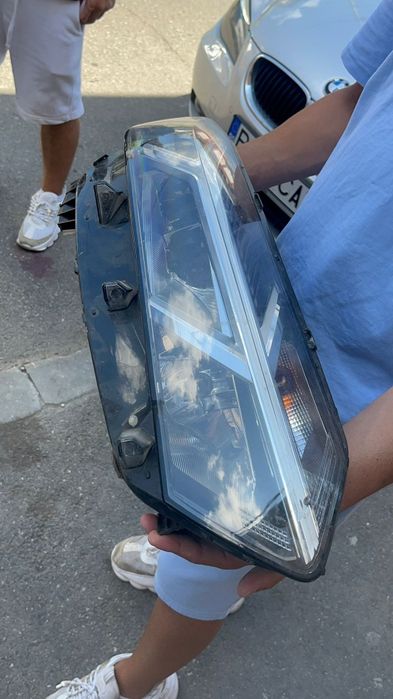 Vând piese logan 3 an 2021