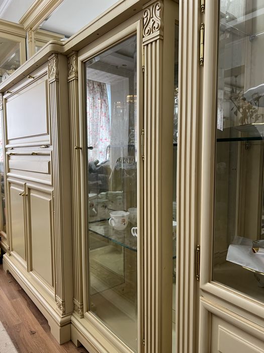 Стенка в гостиную