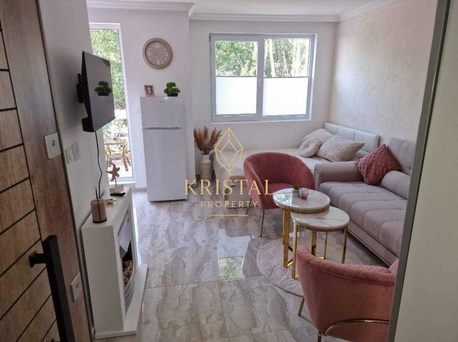 Продава се Едностаен апартамент в к.к. Слънчев бряг - 39 кв.м за 850 €/кв.м - Снимка #2