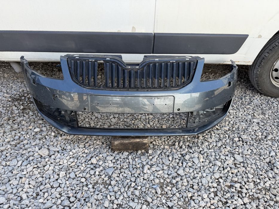 Предна броня за Skoda Octavia (2013-2017)