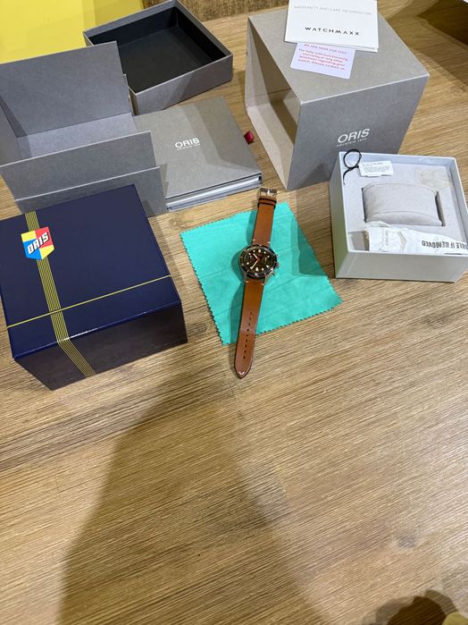 Oris divers sixty five chronograph 43 mm