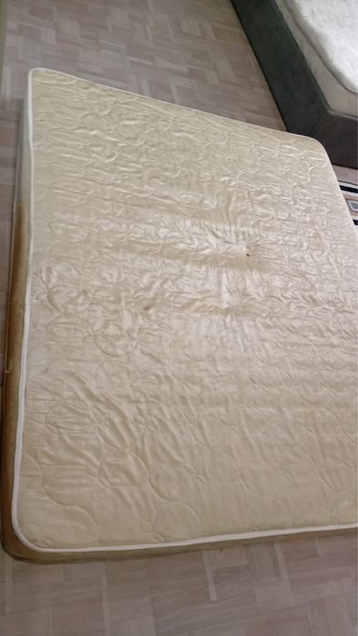 Прдам матрац 160*200