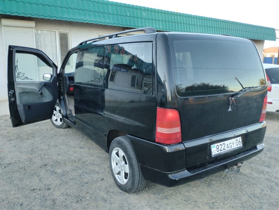Mercedes Benz Vito