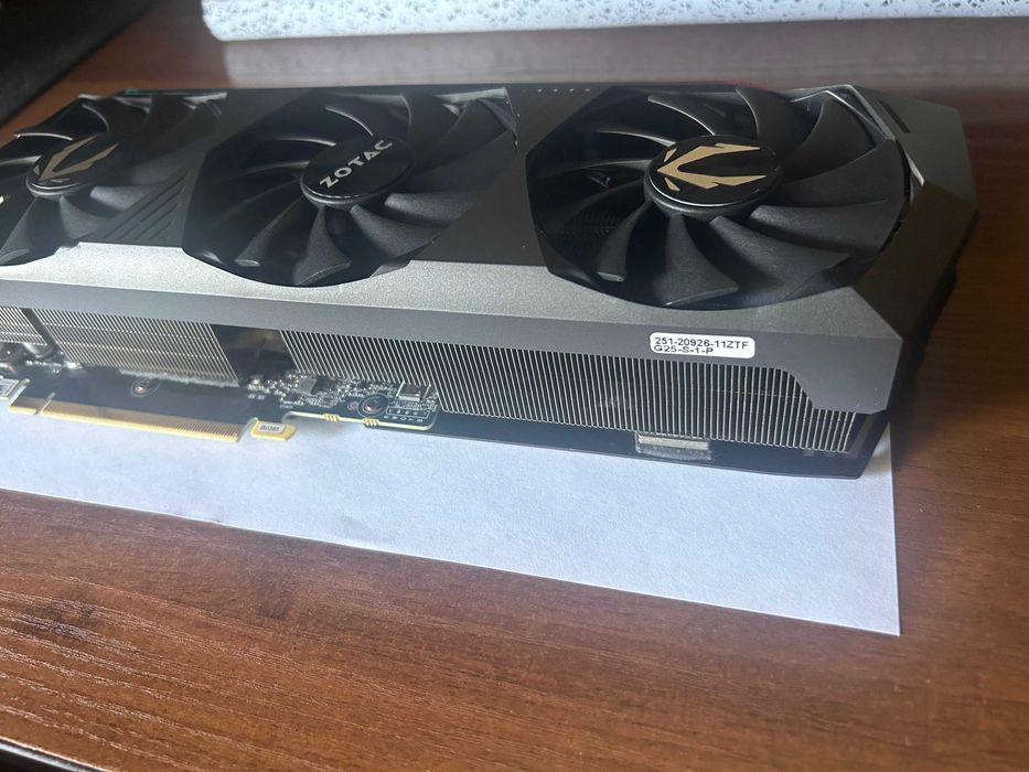 Видеокарта Zotac RTX 3070 Ti