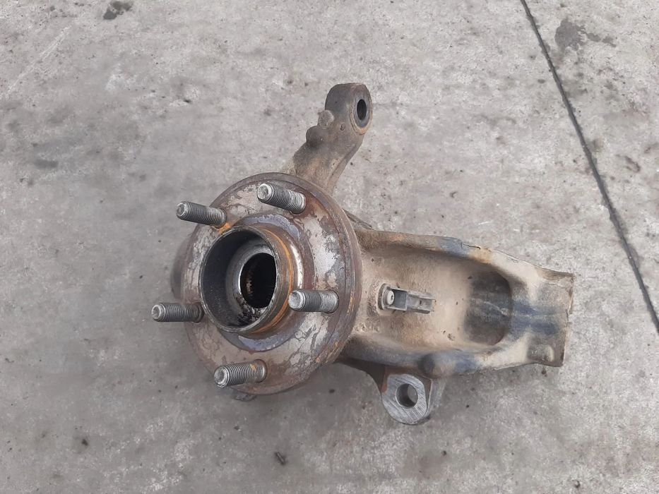 fuzeta dreapta fata ford mondeo mk4 2.0 tdci