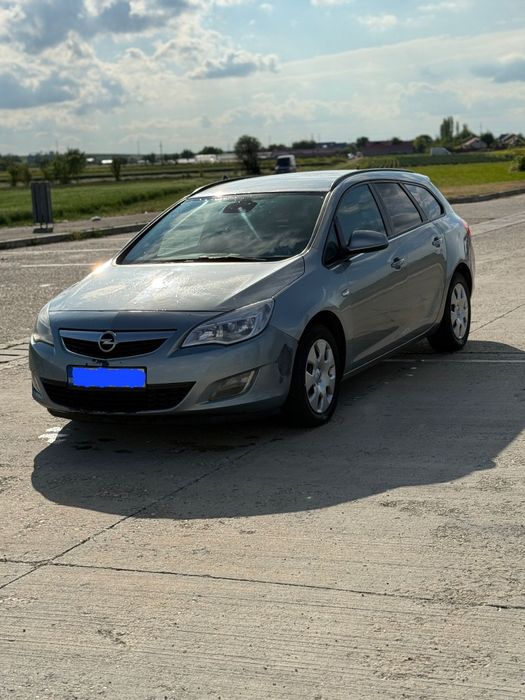 Dezmembrez Opel Astra J 1.7 CDTI A17DTR 110 CP – 2011 – orice piesă di