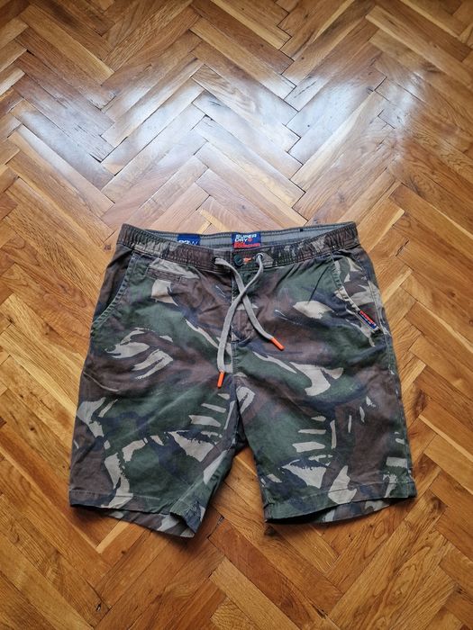 Страхотни мъжки къси панталони SUPERDRY размер 33