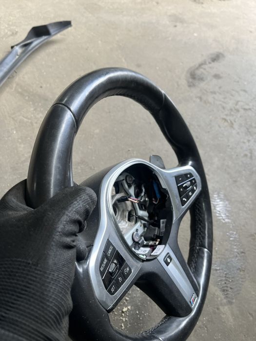 М волан с подгрев бмв х5 г05 ( m volan s podgrev bmw x5 g05 )