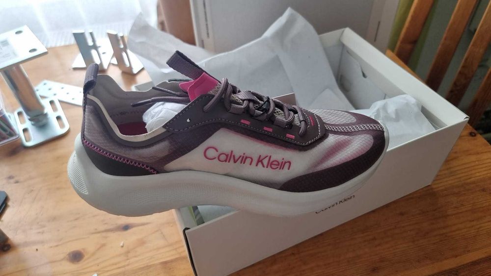 Сникърси Calvin Klein