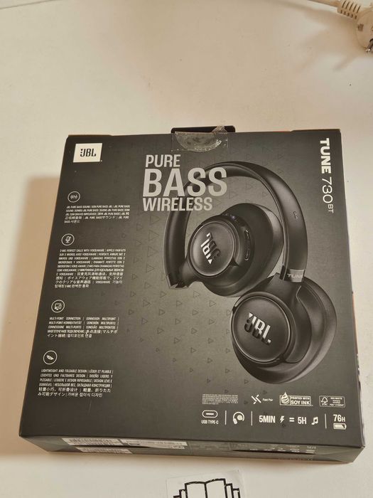 Безжични слушалки JBL Tune 730BT