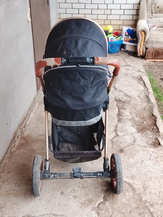 Коляска детская продам