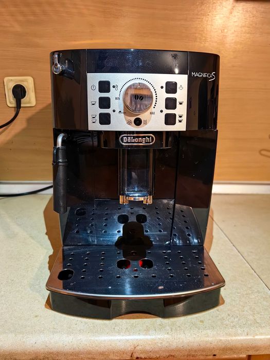 Кафеавтомат DeLonghi - Magnifica S