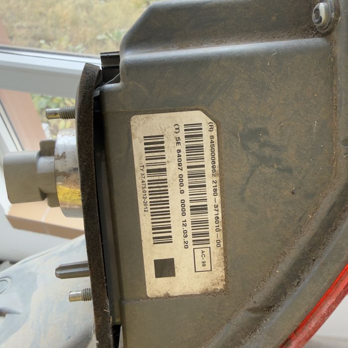 Фара на ладу приора новая