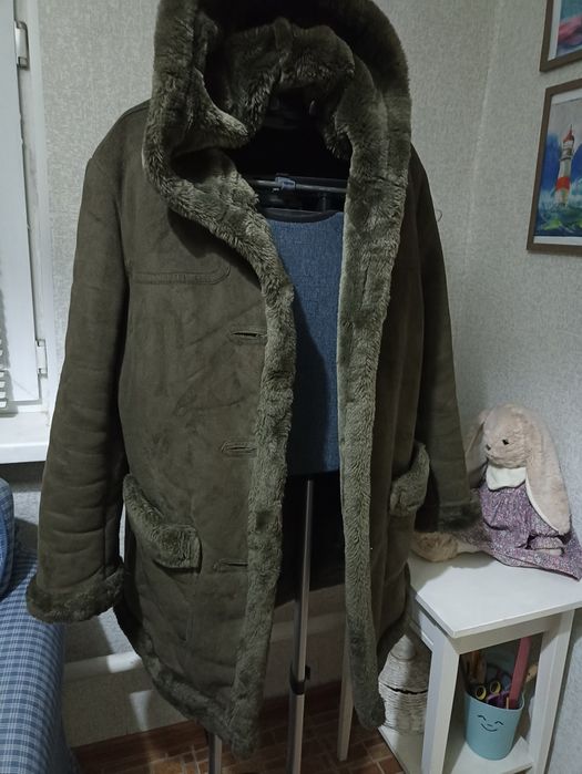 Женская дублёнка ,цвет хаки