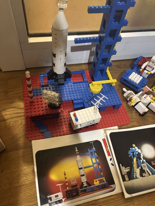 Lego legoland space vintage 358 367 moon landing rocket base