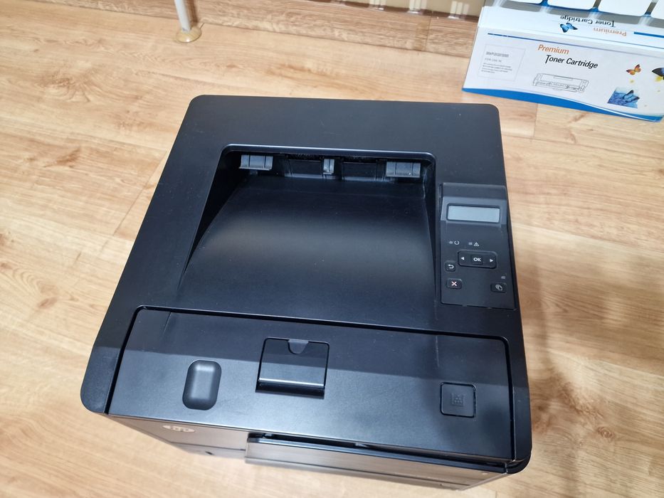 Принтер HP LaserJet Pro 400 m401dne
