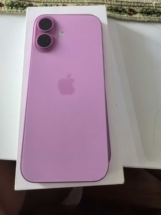 iPhone 16 pink 128