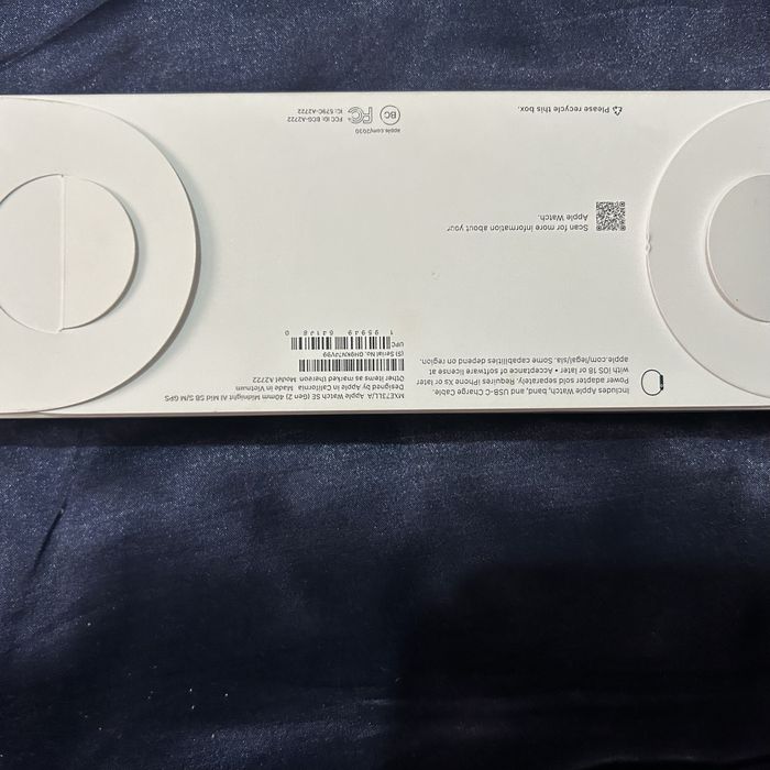 Apple Watch SE , срочно