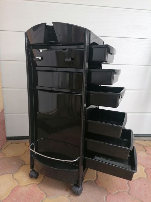 Vând casca coafor, ucenic, scaun coafor, scaun pedichiura scafa 16 l.