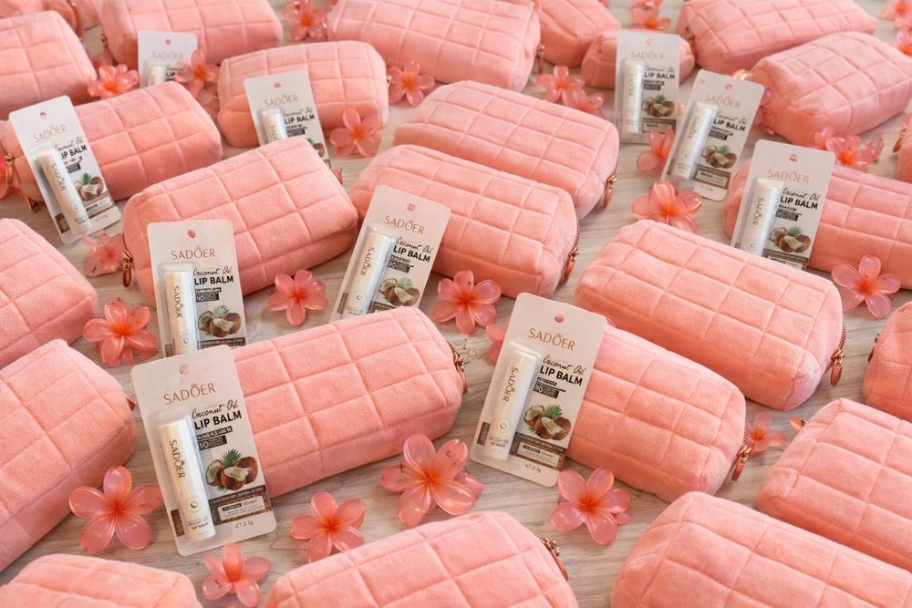 Подарки женские на 8марта