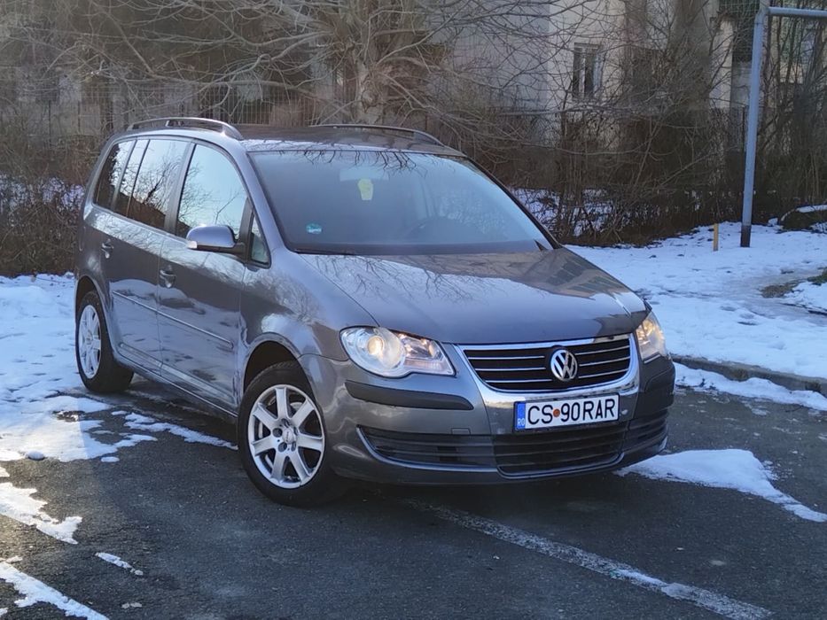Vand sau schimb vw touran 19 tdi cutie manuala 6+1
