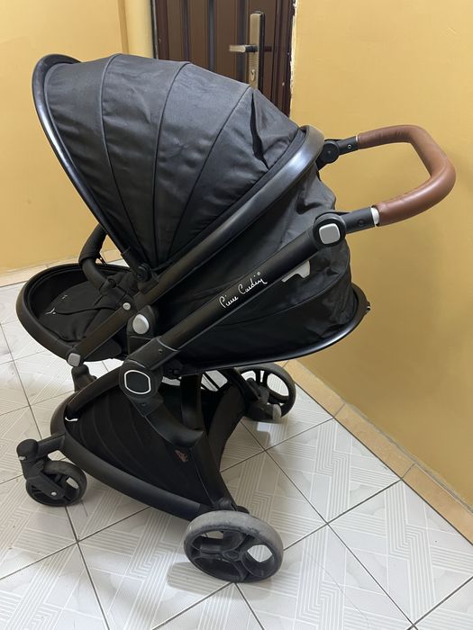 Детская коляска очень хорошим состаяние