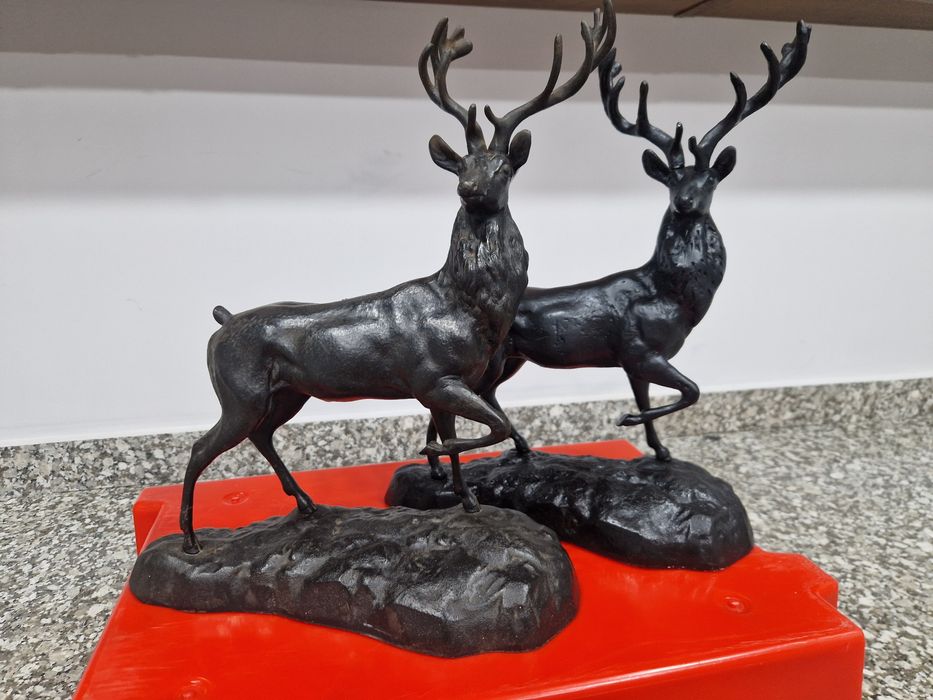 Статуэтка олень !