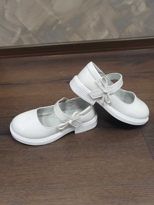 Официални обувки Clibee