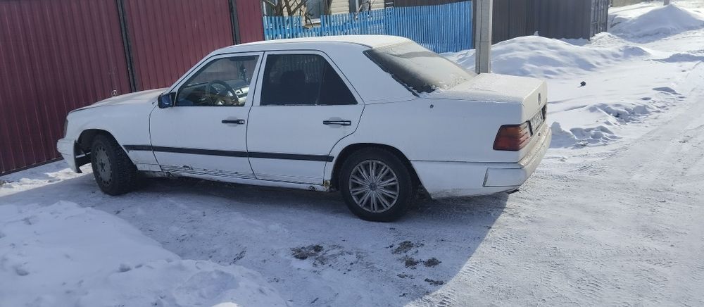 Продам Мерседес 124