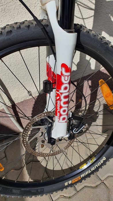 Vand MTB Genesis full suspension