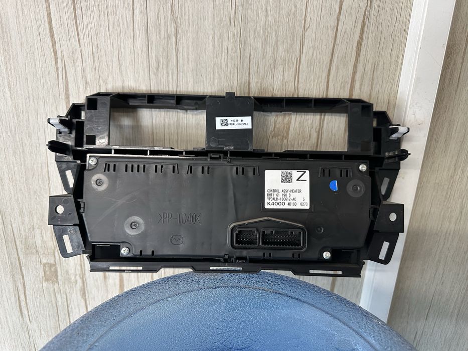 Управление климатроник за Мазда 3 след 2013г-