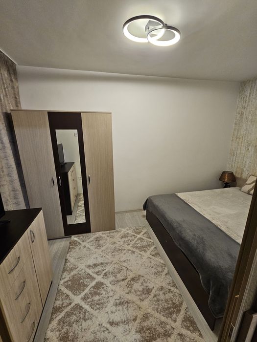 Inchiriez apartament 2camere