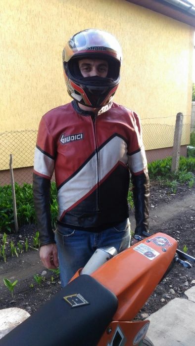 Vand geaca moto din piele GIUDICI