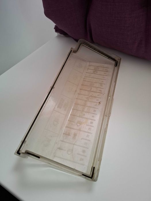 Капак за бушоните Лада 2107